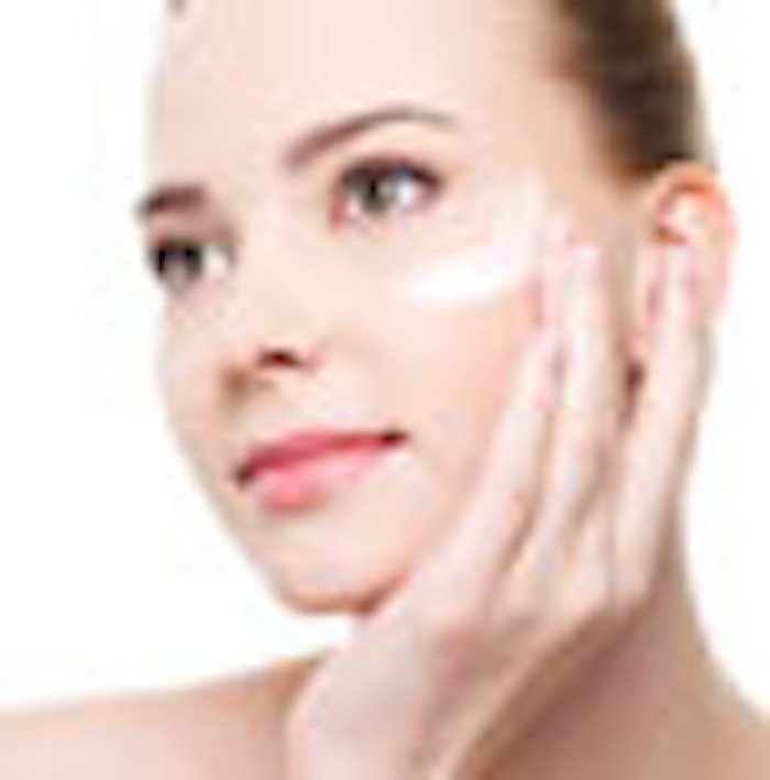 female_applyingCream