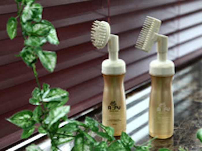New Launch: The Comb Foamer, from Quadpack partner Apollo