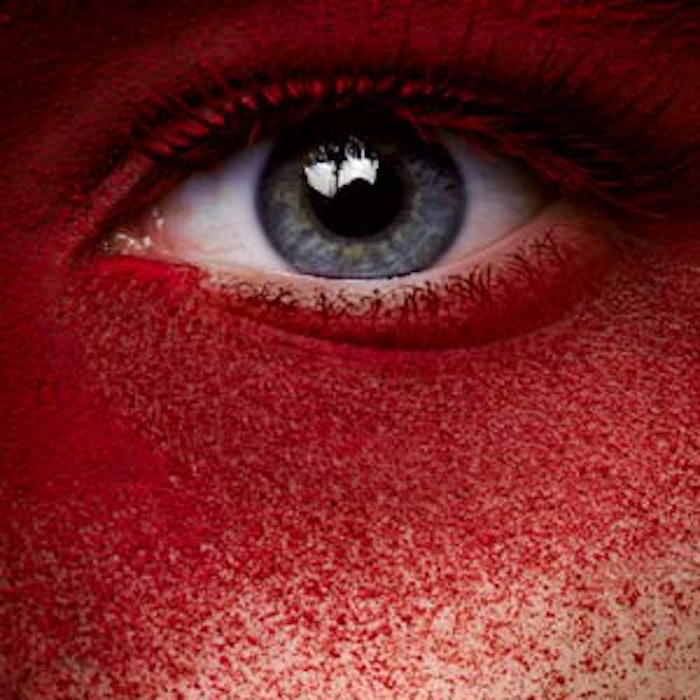 300_Red_Eye_Makeup
