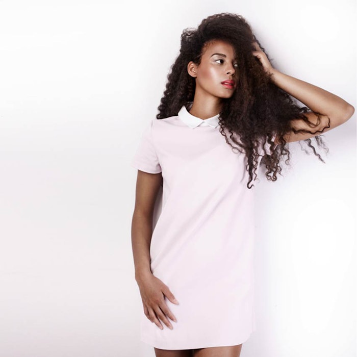 850-african-american-woman-hair-care