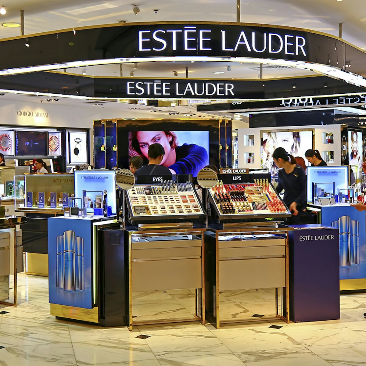 Recognizing Exceptional Volunteers – The Estée Lauder Companies Inc.