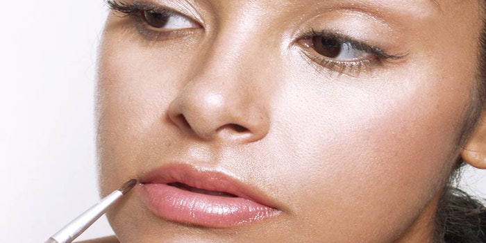 Hispanic women in the United States and Mexico represent massive purchasing power in the beauty world.