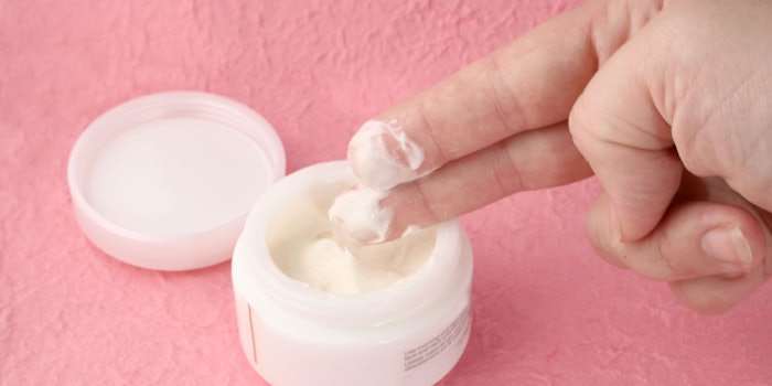 FingersinCosmeticCream850x425