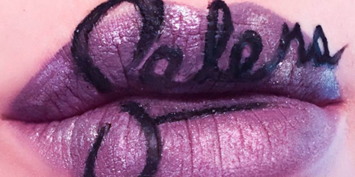 MAC's Selena collection speaks to Latinas without 'whitewashing,' according to a recent think piece from Refinery29.