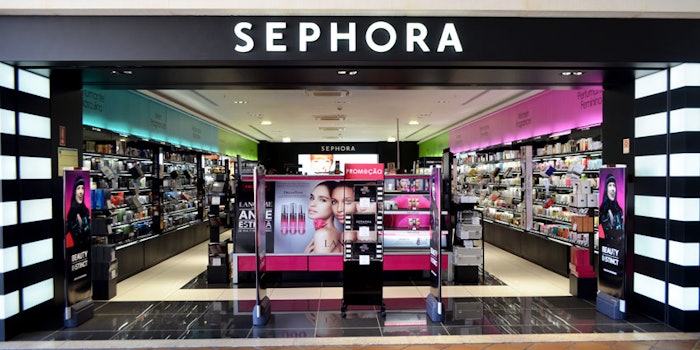 53 Sephora Cosmetics Company Stock Photos, High-Res Pictures, and