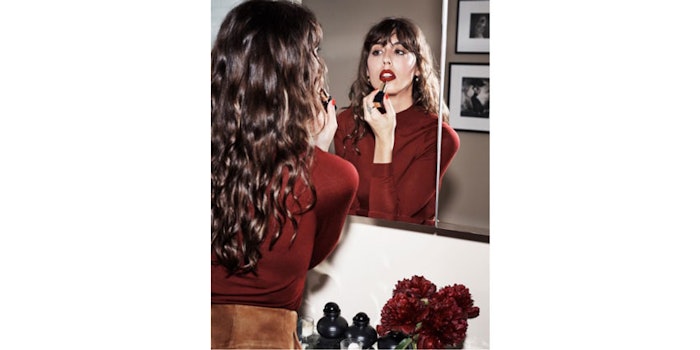 @esteelauder / via Instagram