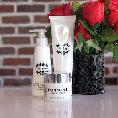 Si1712 Private Img 0202 Bottles Roses 400