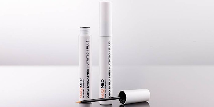 850x425_MassMed-Lashes2