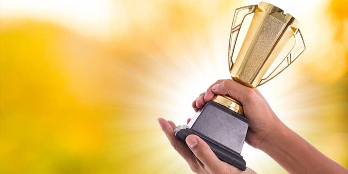 cosmoprofnagoldawards_425