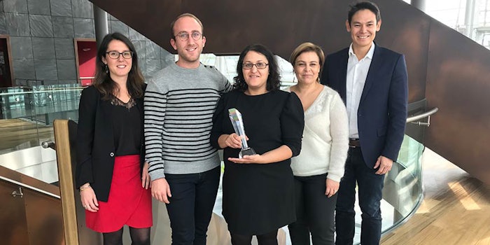 Clariant Active Ingredients wins sustainability beauty award for active ingredient Eosidin. From left to right: Julie Droux, Alexandre Lapeyre, Hanane Chajra, Mathilde Frechet and Ernesto Horikoshi