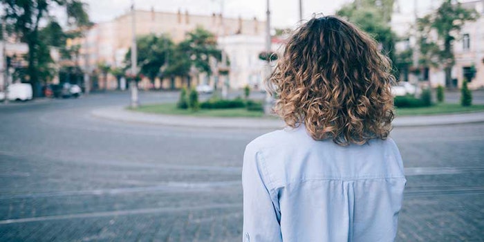 curlyhairoutside_425