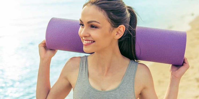 beachyogawoman_425