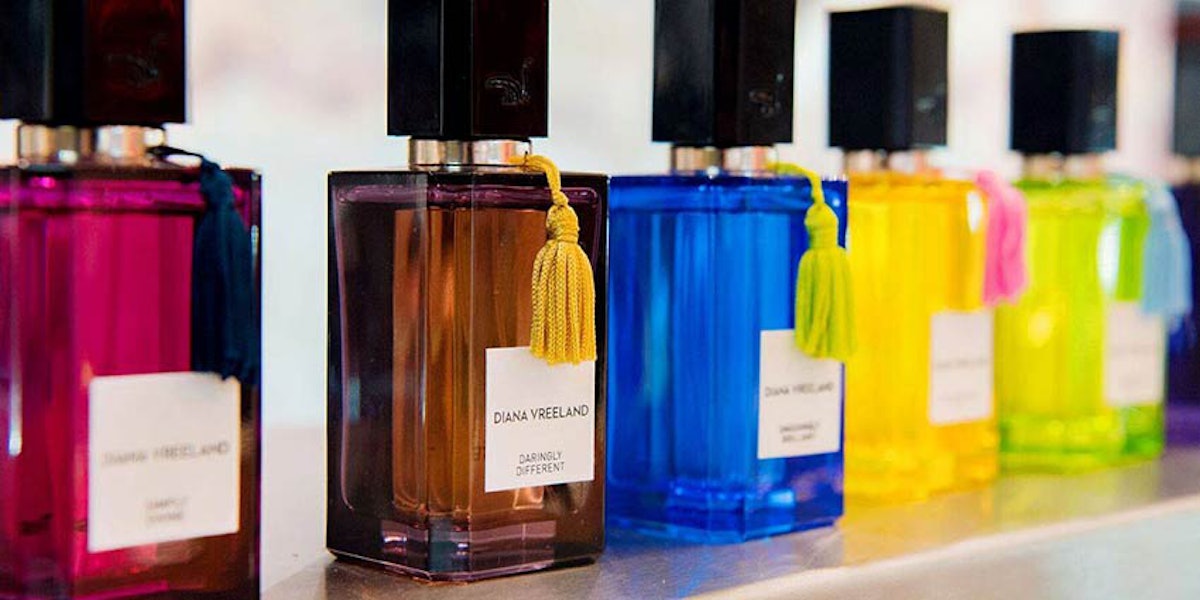 Daringly different sales by diana vreeland