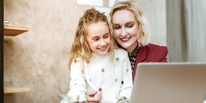 Looking at the practicalities of all consumers’ lives—the need to dip into beauty at different points in the day such last-minute meetings, before the school run or after the gym—it’s clear that products need to be of minimal fuss and of maximum effectiveness.