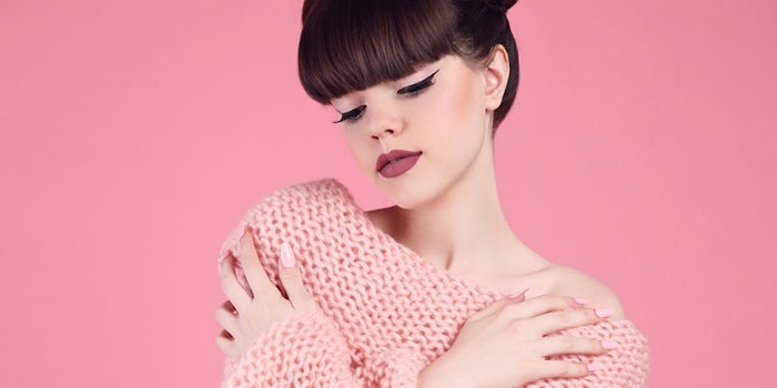 WomanSweaterFuzzy850x425