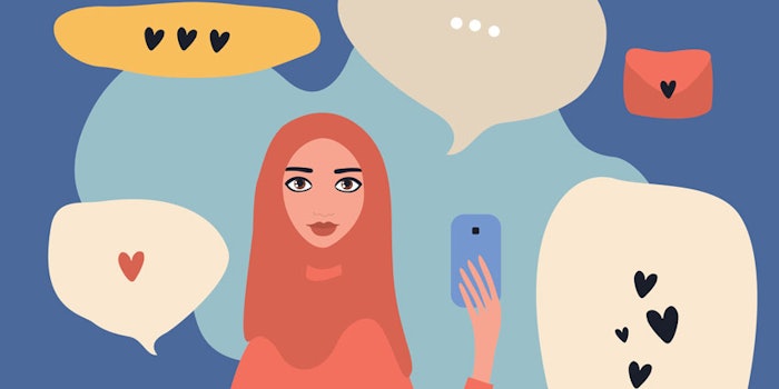 WomanHeartPhone425