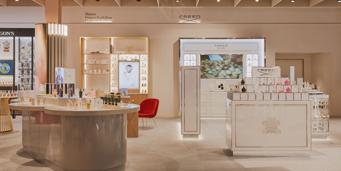 H beauty is located at Intu Lakeside, Essex.