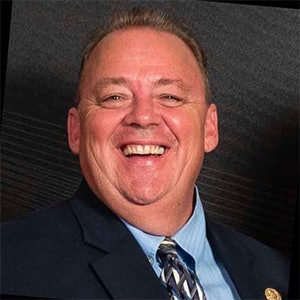 Chris Estey