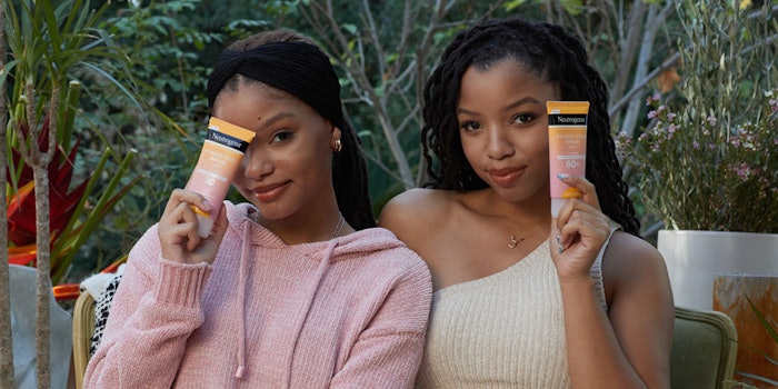 The Neutrogena Invisible Daily Defense sunscreen is oil-free, non-comedogenic and oxybenzone-free