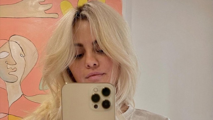 Selena Gomez, Hair by Nikki Lee/Riawna Capri