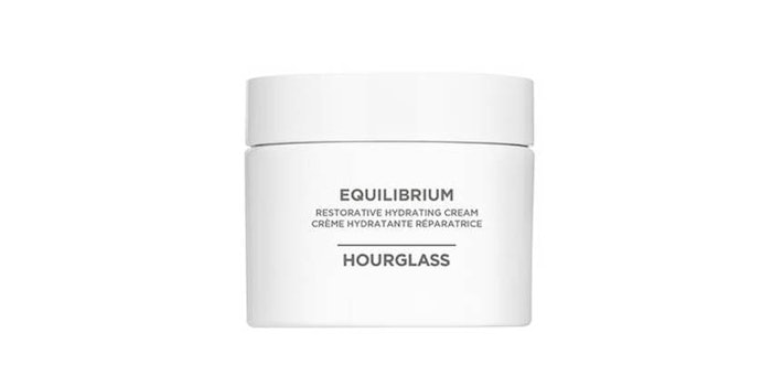 The Equilibrium Restorative Hydrating Cream is formulated with its Cell Balancing Complex and infused with niacinamide and squalene.