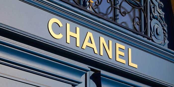 The limited-edition 100 ml N5 eau de parfum will be the first fragrance to use this technology; it will be applied to other Chanel perfumes in 2022.