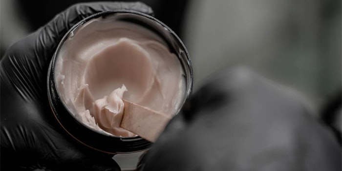 Spate is reporting a growing trend this year in U.S. consumers for inner eyeliner, tattoo numbing cream and heatless curls.