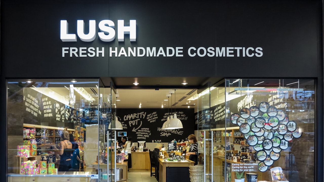LUSH Cosmetics  Shopping in New York