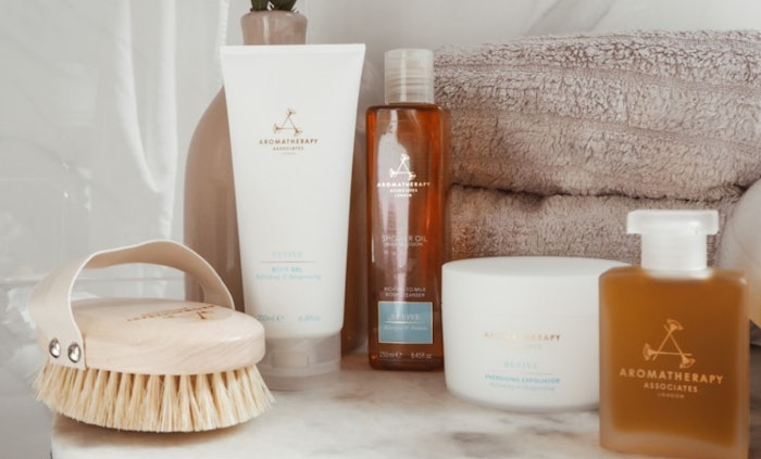 The brand was founded in 1985 by Geraldine Howard and Sue Beechey,