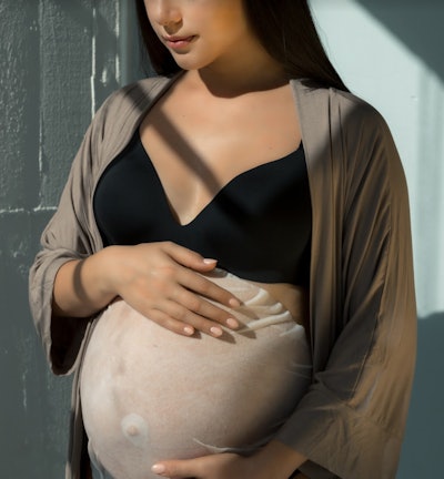 LA-based Element Mom is a pre- and post-natal K-beauty brand featuring The Mega Moisturizing Belly Mask and The Mega Moisturizing Probiotic Stretch Mark Cream, among other offerings.