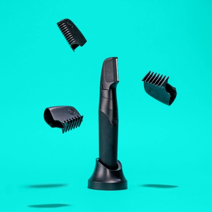 The Body Trimmer Head is a traditional horizontal head, while the Ball Trimmer Head is a vertical head designed for hard-to-reach areas.