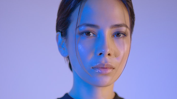 Chemyunion's Iselight reduces the appearance of age-related spots for more even skin tone on the face and hands.