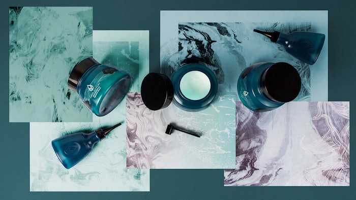 Urban Alchemy is a hair care brand suited for professionals and cosumers.