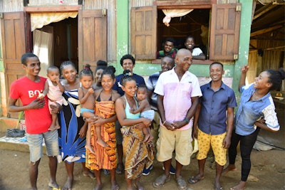 Berje Gci2204 Malagasy Family