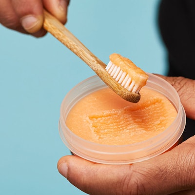 Soother Toothpaste Jelly uses clove bud and aniseed to cleanse and soothe the mouth.