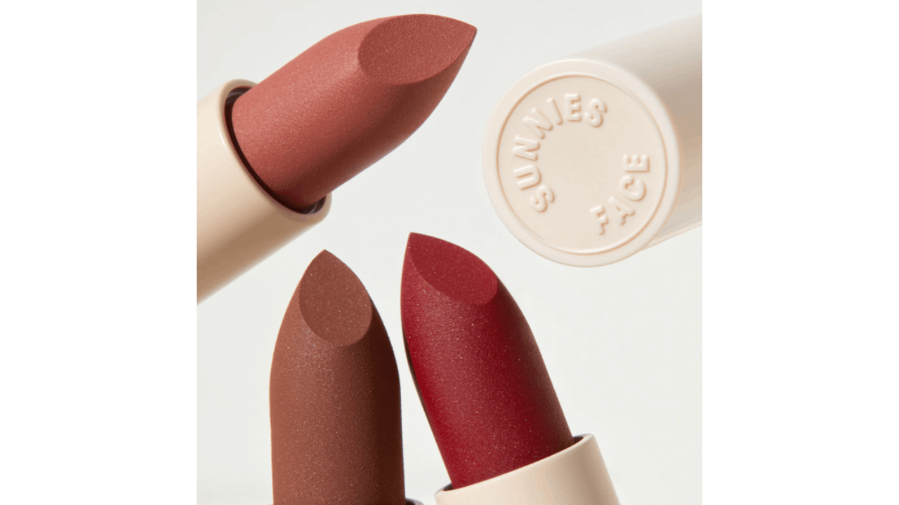 Sunnies lipstick deals
