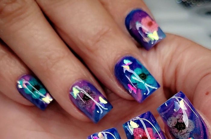 3D encapsulated nails