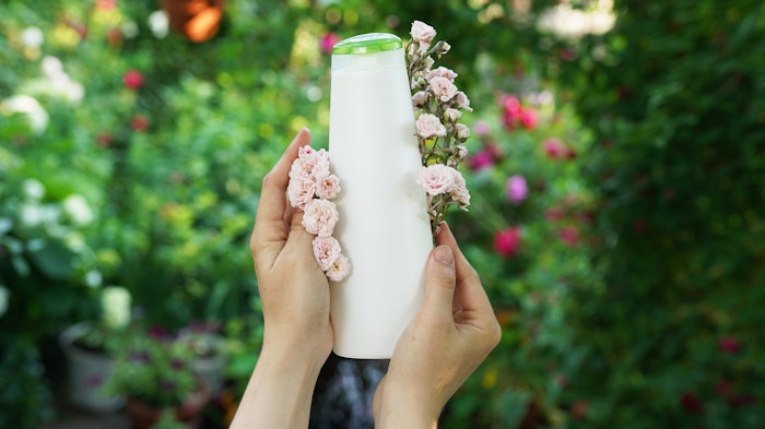 Mirasoft SL L60 and Mirasoft SL A60 are glycolipid biosurfactants, suitable for a range of applications in beauty care such as shampoos, conditioners, shower gels, face washes and creams.