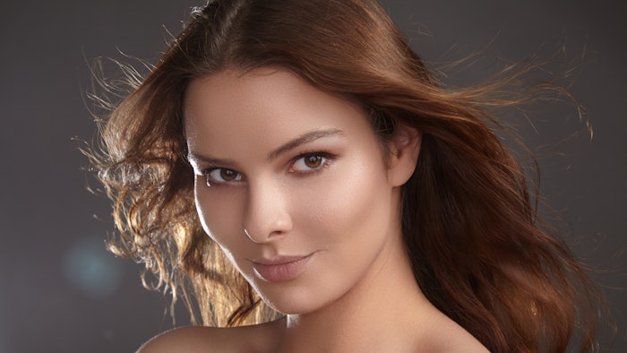 The patented fermentation process of BiotyFerment uses kefir grains made of symbiotic microorganisms to transform bioactive molecules of traditional plants for effective skin and hair care.