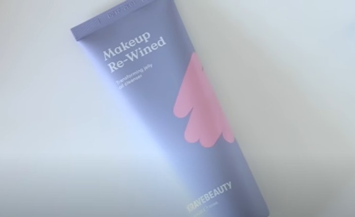 A still of Makeup Re-Wined from the Liah Yoo's YouTube video explaining the new product.