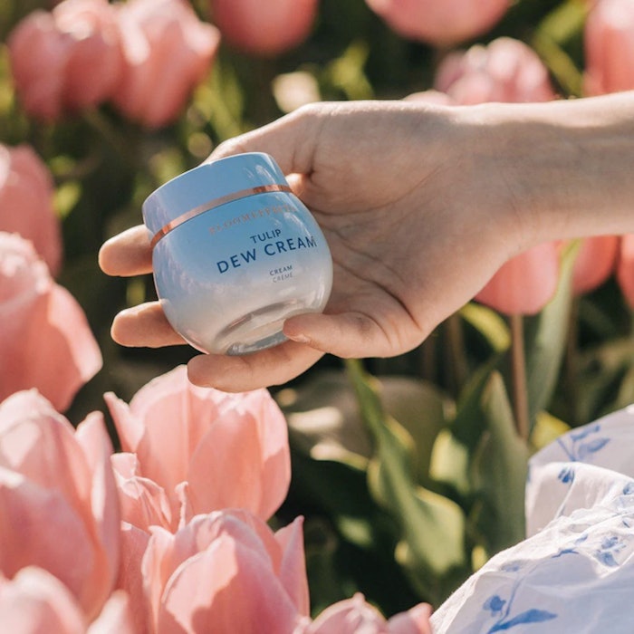 The moisturizer improves dullness and protects against environmental damage.