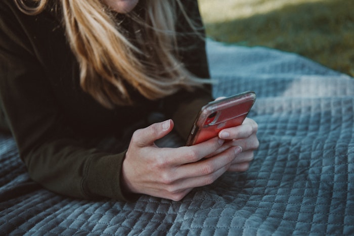 As shoppers return to stores, e-commerce beauty sales have fallen; photo by Tim Mossholder at Unsplash.