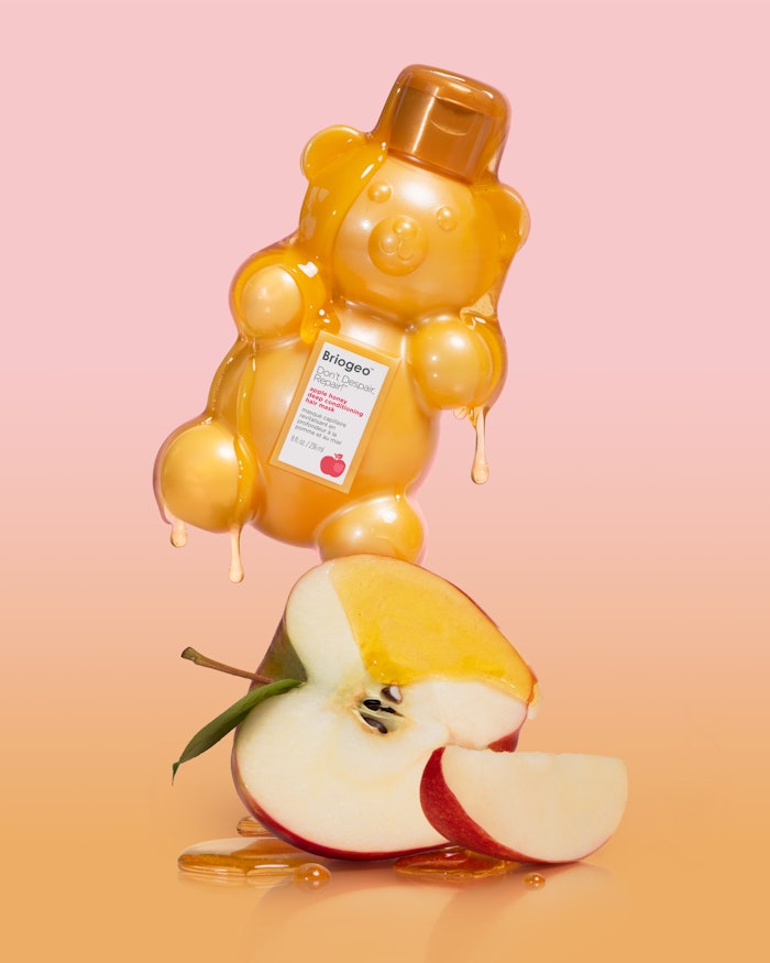 The Don’t Despair, Repair! Apple Honey Deep Conditioning Hair Mask is a cult favorite that deeply hydrates and nourishes extra dry, damaged hair with clean and naturally derived ingredients, according to Briogeo.
