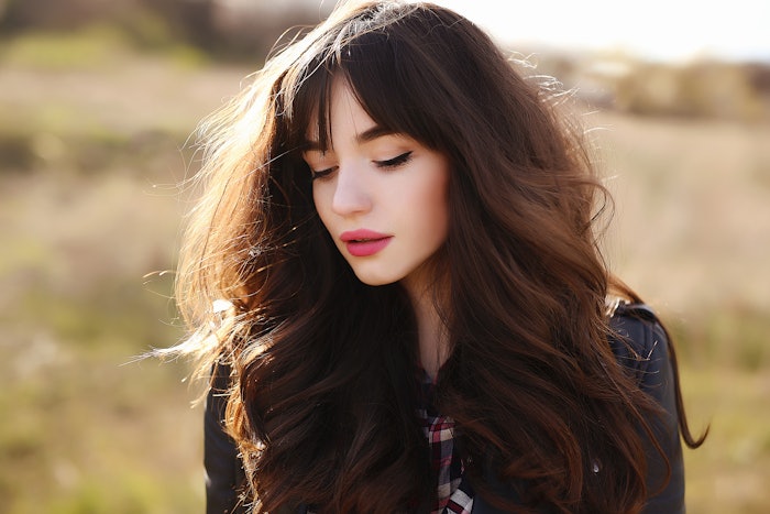 The best anti-pollution skin care products are rich in active ingredients and give a deep cleanse.