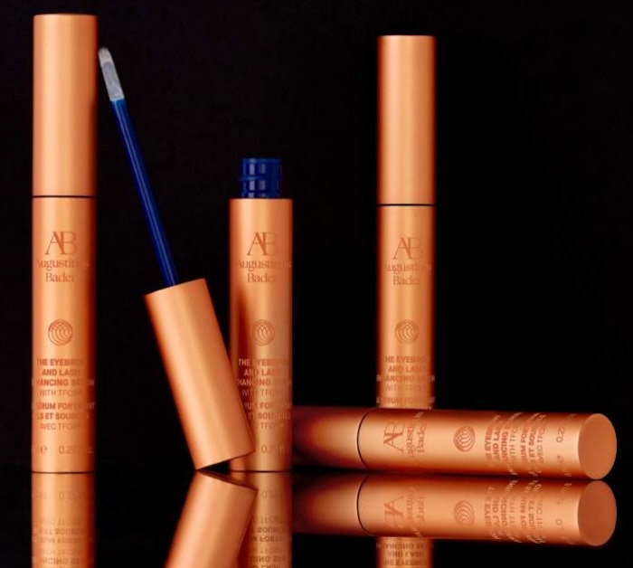 In clinical trials conducted by Augustinus Bader, The Eyebrow and Lash Enhancing Serum increased lash thickness by 40%, lash length by 34% and eyebrow thickness by 55%.