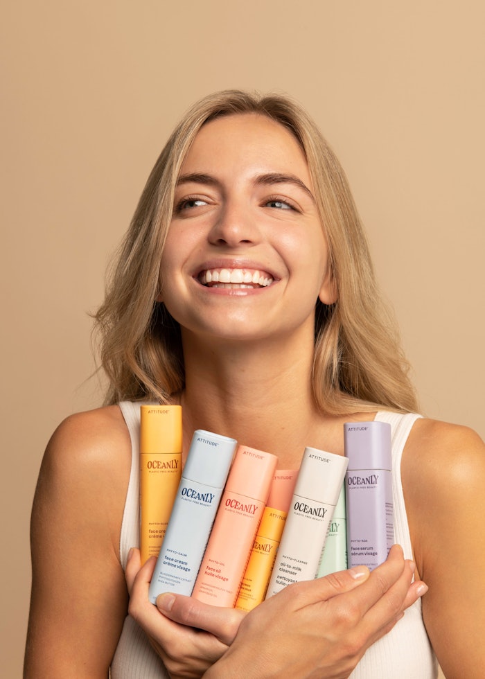 Oceanly is powered by ingredients such as phytoglycogen, stabilized and encapsulated vitamin C and peptides.