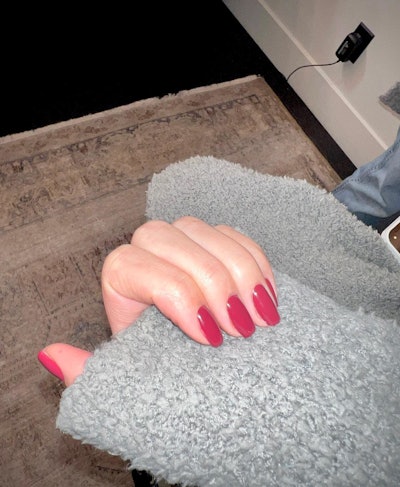 Kendall Jenner's deep pink nail gel nails.