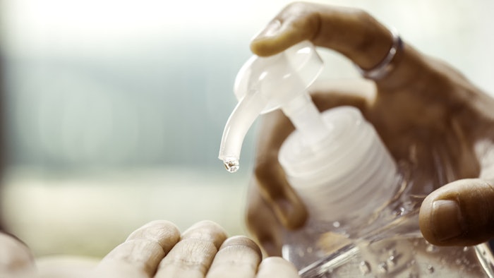 PhycoSi strengthens the epidermis, restores the cutaneous barrier, improves skin exfoliation and smoothes the cutaneous microrelief.