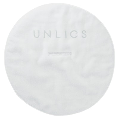 In January 2023, Unlics will launch five serums—each targeting a specific issue like acne and hyperpigmentation—and its Hog Fog Mask (pictured), a reusable skin care mask towel that envelops the face in warm steam to allow for better absorption of skin care products.