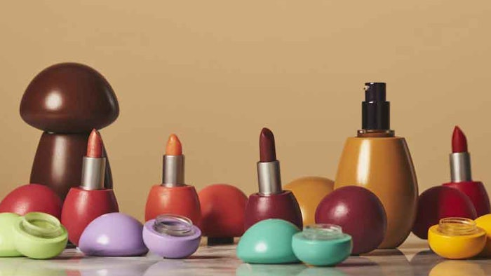 To demonstrate the viability of fungal pigments, Jesse Adler collaborated with a formulating chemist to create a makeup collection referred to as Alchemical Mycology.